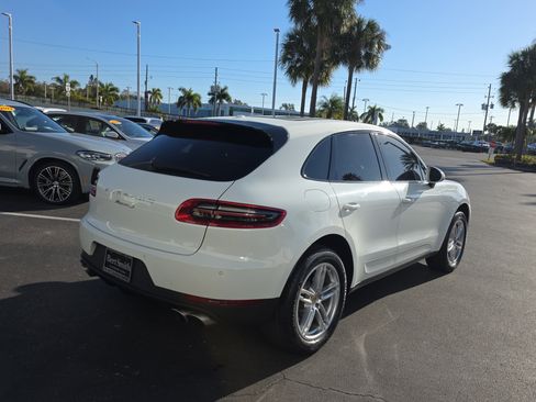 Used 2017 Porsche Macan S image 3