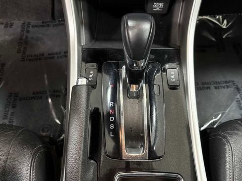 Used 2016 Honda Accord EX-L image 21