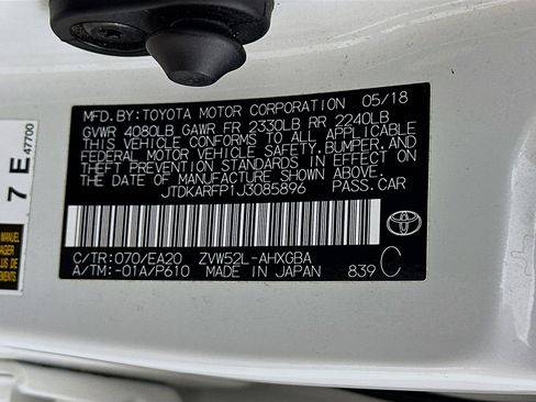 Used 2018 Toyota Prius Prime Premium w/ Protection Package image 12