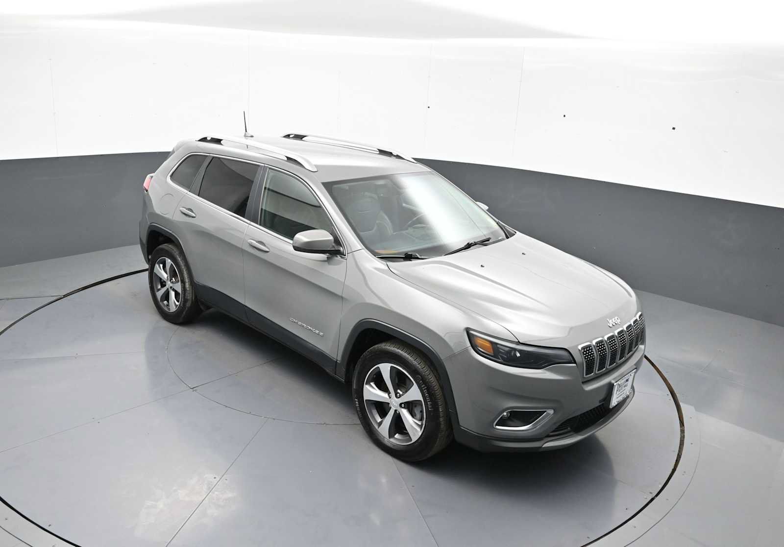 Used 2020 Jeep Cherokee Limited AWD/4WD image 36