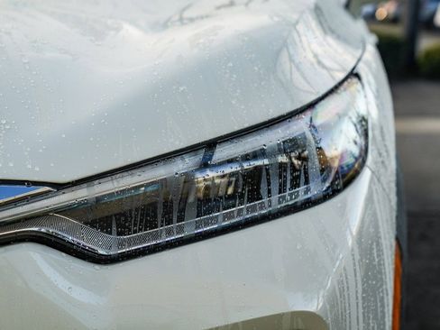 Certified 2025 INFINITI QX60 Luxe image 8