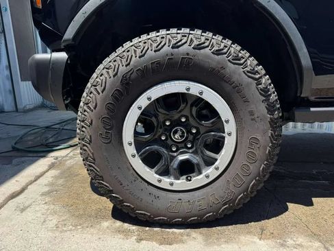 Used 2025 Ford Bronco Badlands AWD/4WD image 20