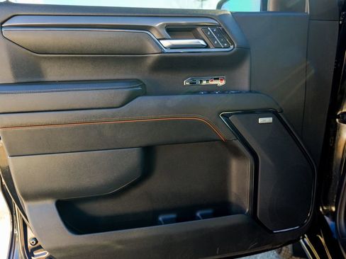 Used 2024 GMC Sierra 1500 AT4 w/ Technology Package image 21