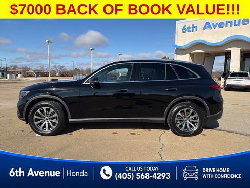 Used 2024 Mercedes-Benz GLC 300 4MATIC image 8