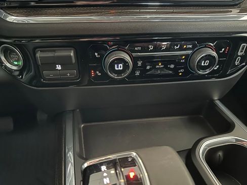 Certified 2024 Chevrolet Silverado 1500 RST image 25