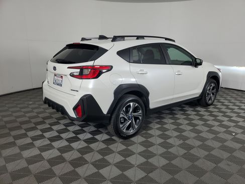 Used 2026 Subaru Crosstrek 2.0i Premium image 4