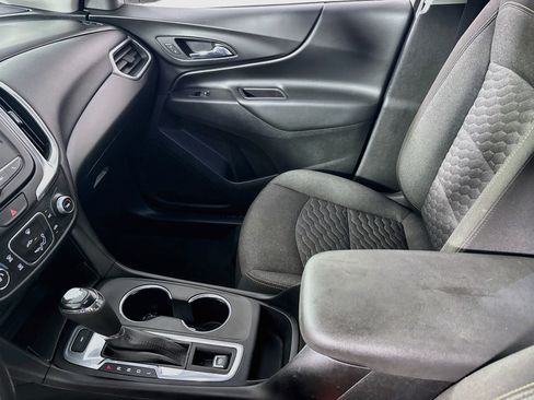 Used 2019 Chevrolet Equinox LT AWD/4WD image 23
