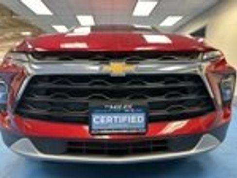 Used 2025 Chevrolet Blazer LT image 32
