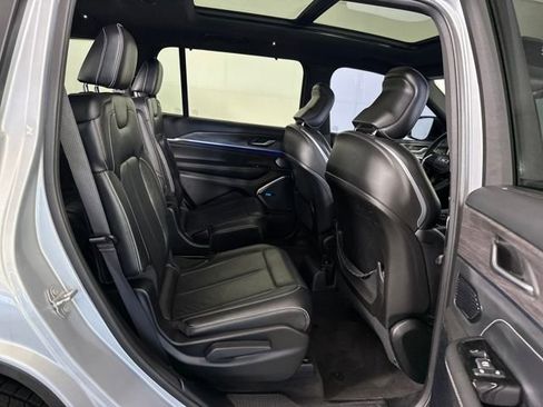 Used 2021 Jeep Grand Cherokee L Overland w/ Luxury Tech Group IV image 28