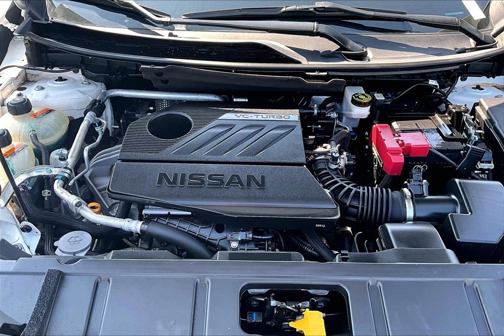 Used 2023 Nissan Rogue S FWD image 31