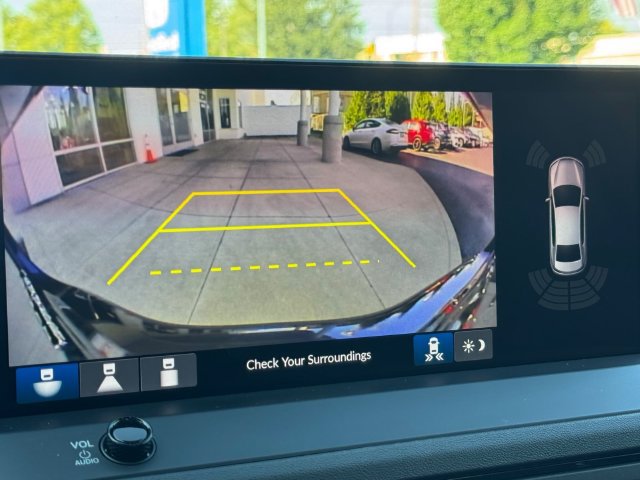 Used 2025 Honda Accord Touring image 17