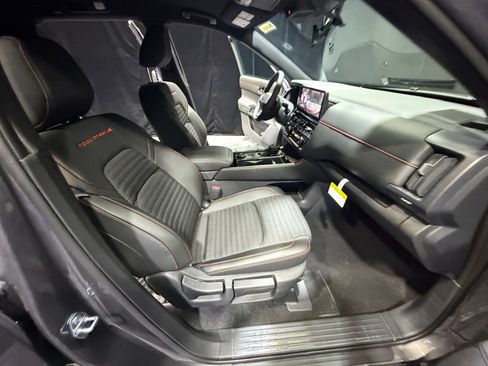 New 2026 Nissan Pathfinder Rock Creek image 19