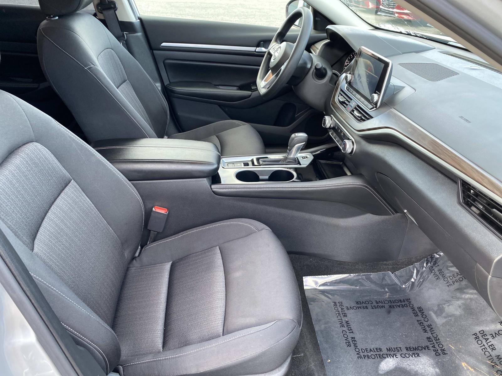 Used 2023 Nissan Altima 2.5 SV AWD/4WD image 21