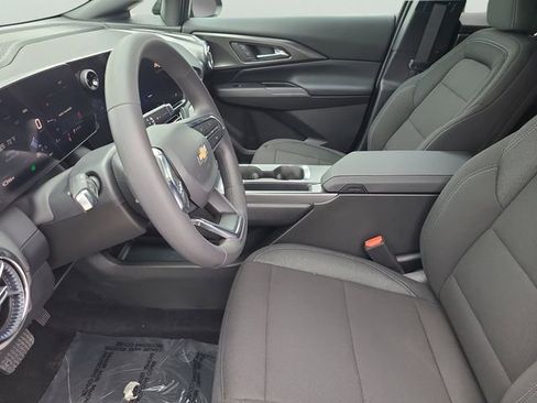 New 2026 Chevrolet Equinox EV LT w/ LPO, Blackout Package FWD image 22