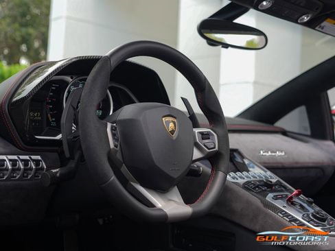 Used 2016 Lamborghini Aventador LP 700-4 image 12