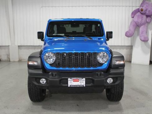 Used 2024 Jeep Wrangler Sport AWD/4WD image 8