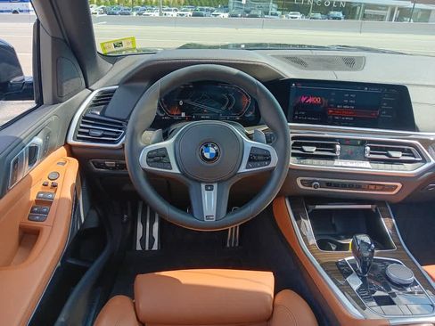 Used 2021 BMW X5 xDrive40i w/ M Sport Package AWD/4WD image 24