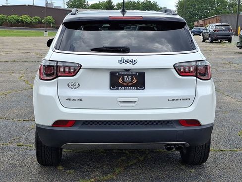 Used 2022 Jeep Compass Limited AWD/4WD image 23
