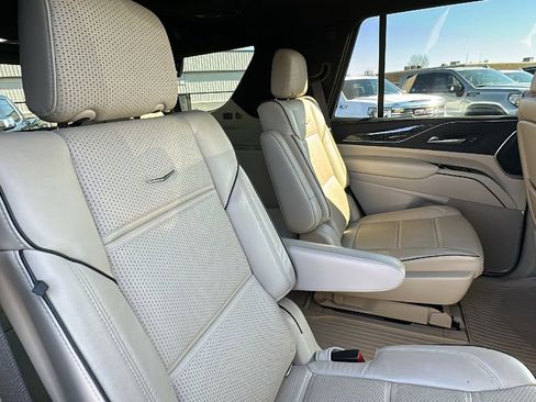 Used 2021 Cadillac Escalade Premium Luxury w/ Driver Assist Tech Package image 20