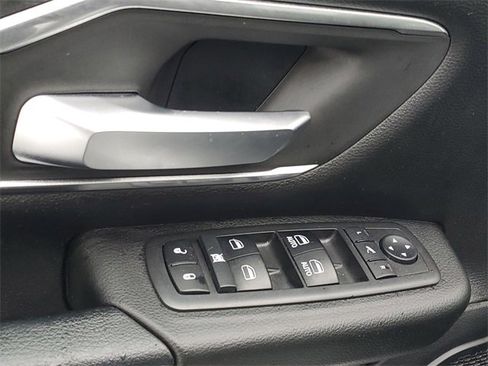 Used 2019 RAM 1500 Big Horn image 14