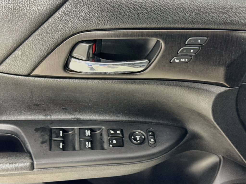 Used 2015 Honda Accord EX-L image 20