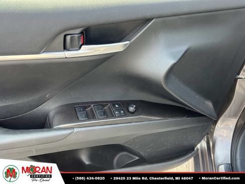 Used 2024 Toyota Camry SE FWD image 14