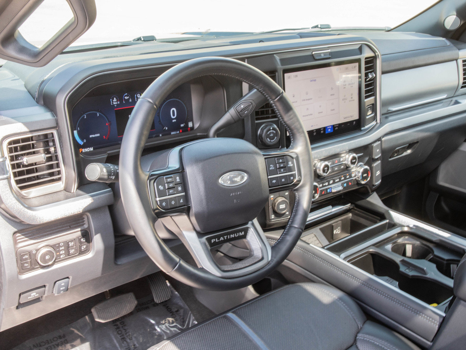 Used 2025 Ford F350 Platinum AWD/4WD image 19