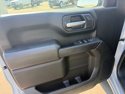 Certified 2024 Chevrolet Silverado 1500 Custom image 11