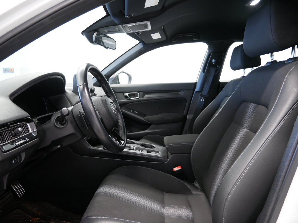 Used 2025 Honda Civic Sport image 15