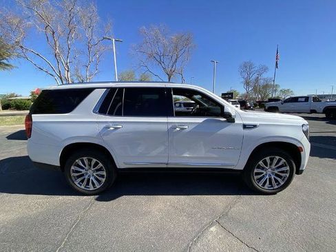 Used 2022 GMC Yukon Denali w/ Denali Reserve Package image 2