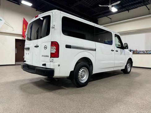 Used 2018 Nissan NV 3500 S RWD image 5
