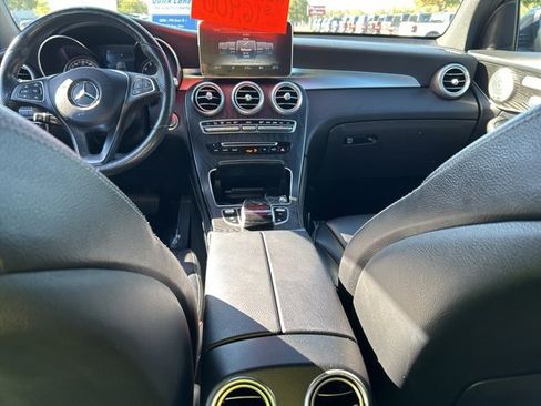 Used 2018 Mercedes-Benz GLC 300 4MATIC image 13