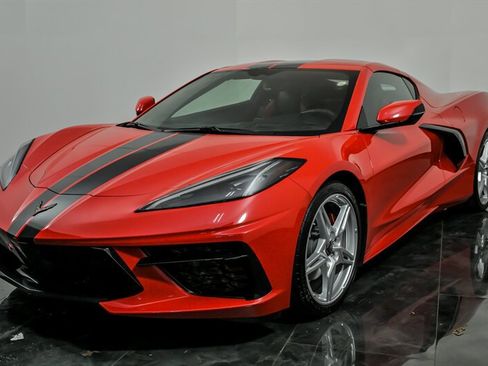 Used 2020 Chevrolet Corvette Stingray Premium Cpe w/ 3LT Preferred Equipment Group image 5