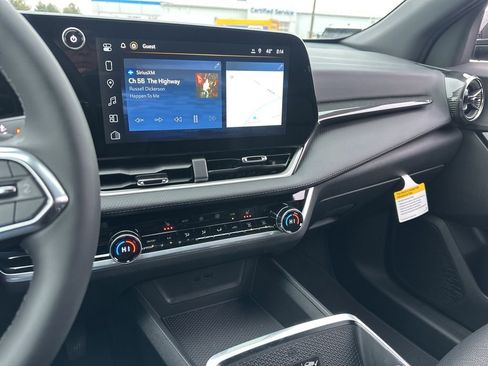 New 2026 Chevrolet Equinox LT w/ Convenience Package II image 44