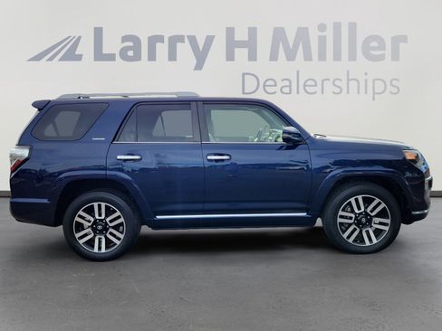 Used 2016 Toyota 4Runner Limited image 6