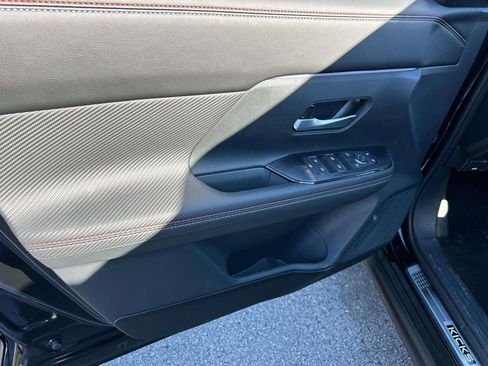 New 2026 Nissan Kicks SR w/ Illumination Package FWD image 15