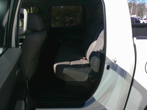 Used 2024 Toyota Tundra Limited image 42