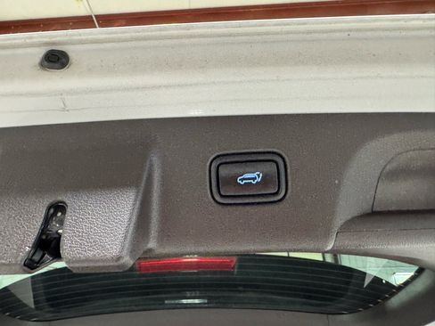 Used 2020 Hyundai Palisade Limited image 9