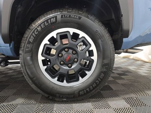 Used 2026 Toyota 4Runner TRD Off-Road Premium image 33