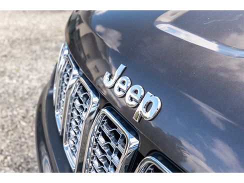 Used 2021 Jeep Grand Cherokee Overland image 31