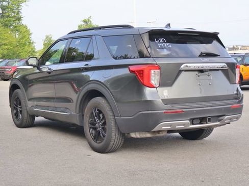 Used 2020 Ford Explorer XLT w/ Equipment Group 202A AWD/4WD image 5