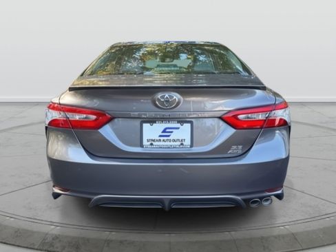 Used 2020 Toyota Camry SE w/ Cold Weather Package AWD/4WD image 7