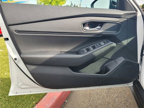 New 2025 Honda Accord SE image 7