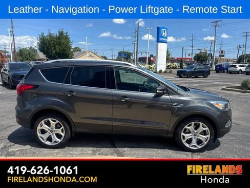 Used 2019 Ford Escape Titanium FWD image 6