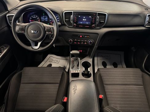 Used 2018 Kia Sportage LX AWD/4WD image 9