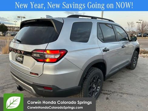 New 2026 Honda Pilot TrailSport image 10