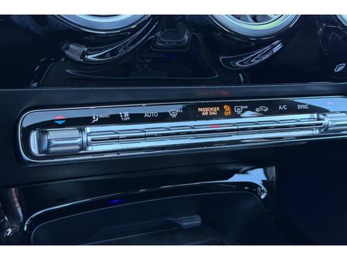 Used 2025 Mercedes-Benz CLA 35 AMG 4MATIC image 22