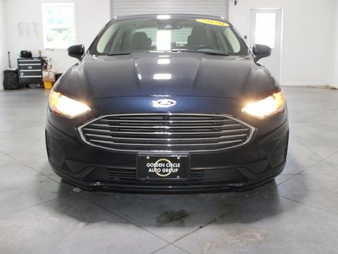 Used 2020 Ford Fusion SE FWD image 48
