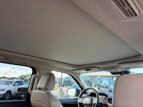 Used 2022 Ford Expedition Max Limited AWD/4WD image 16