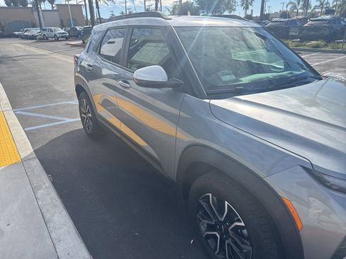 Used 2025 Chevrolet TrailBlazer ACTIV w/ Driver Confidence Package image 30